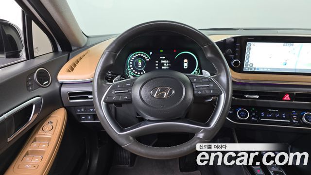 Hyundai Sonata Inspiration — photo 1 of 38