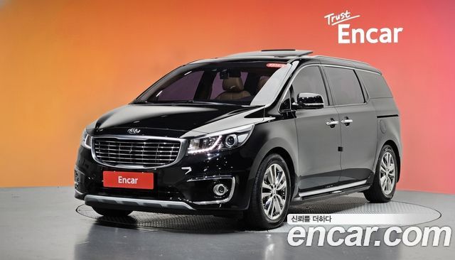 2015 Kia Canival 7-seater Limousine, photograph 4