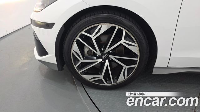 Hyundai Ioniq6 Long Range — photo 1 of 33