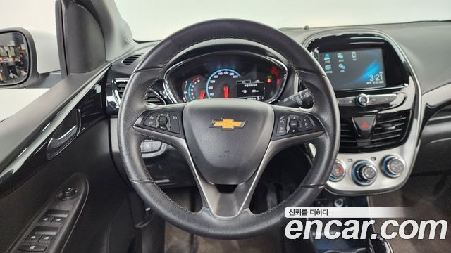 ChevroletGMDaewoo Spark LTZ — photo 1 of 35