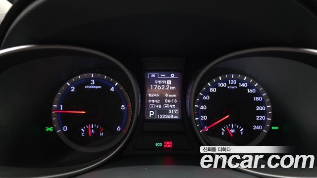 Hyundai Santafe Diesel(e-VGT) 2.0 2WD Premium — photo 1 of 31