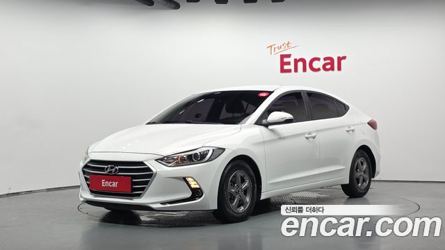 Hyundai AVANTE 1.6 GDI Smart — photo 1 of 30