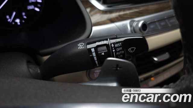 Kia K9 3.8 GDI — photo 1 of 34
