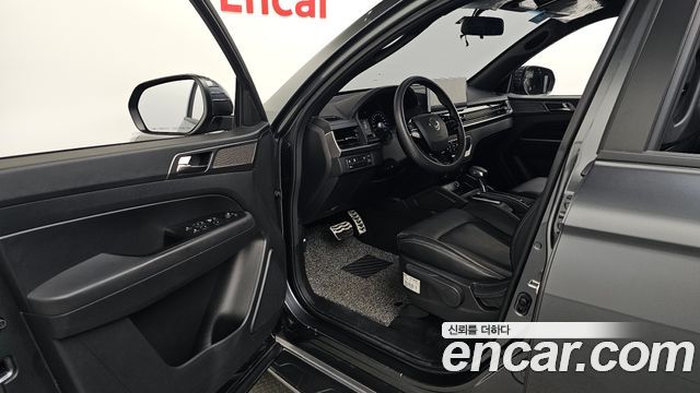 KG_Mobility_Ssangyong Rexton Diesel 2.2 4WD — photo 1 of 32