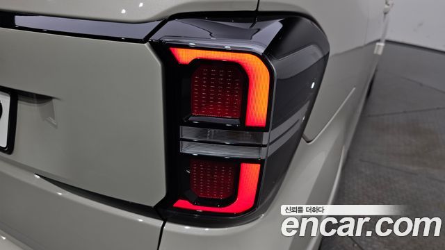 Kia RAY Signature — photo 1 of 36