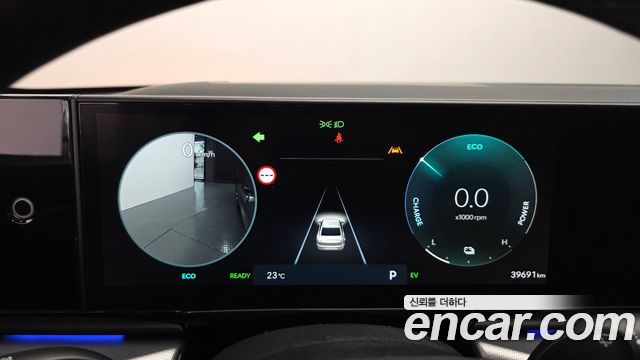 Hyundai Grandeur Exclusive — photo 1 of 20
