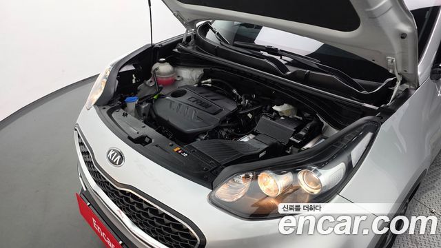 Kia Sportage Diesel 1.6 4WD — photo 1 of 31