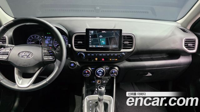 Hyundai Venue 1.6 Modern Plus — photo 1 of 30
