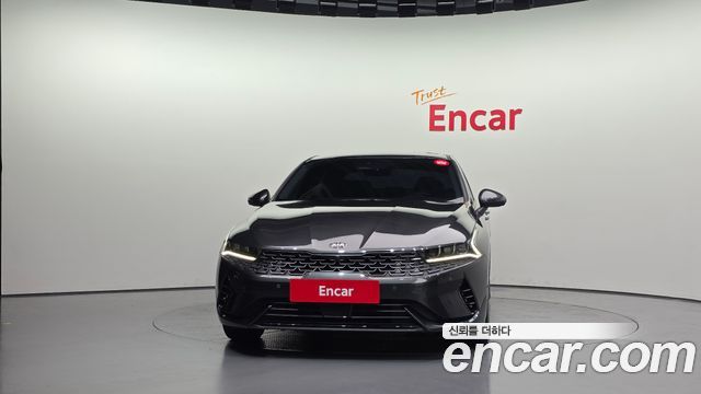 Kia K5 Signature — photo 1 of 20
