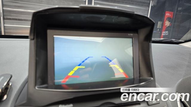 2010 Hyundai Tucson Diesel 2WD LX20, photograph 3