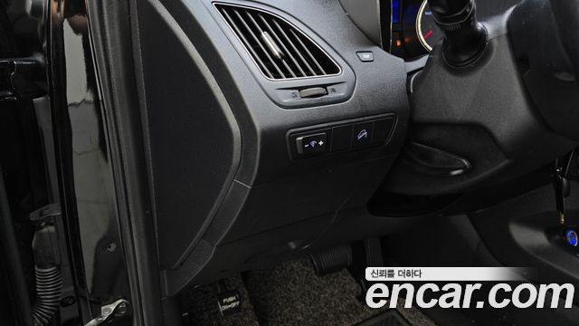 2010 Hyundai Tucson Diesel 2WD LX20, photograph 7