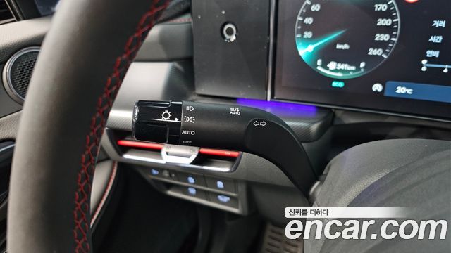 Hyundai Sonata 1.6 Turbo — photo 1 of 36