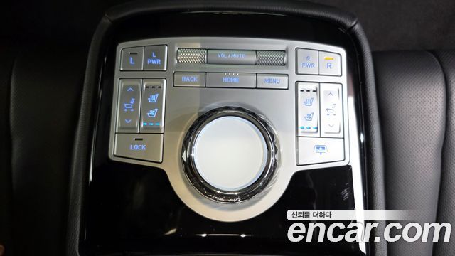Genesis G80 Gasoline 2.5 Turbo AWD — photo 1 of 20