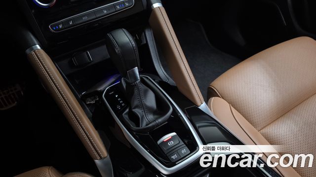 Renault-KoreaSamsung QM6 2.0 LPe RE Signature 2WD — photo 1 of 33