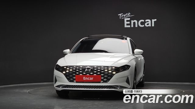 Hyundai Grandeur 2.5 — photo 1 of 20