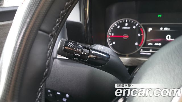 Kia Sorento Diesel 2.2 2WD — photo 1 of 33