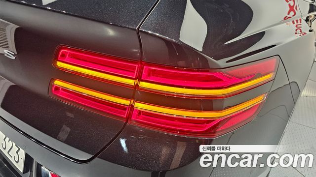 Genesis GV80 2.5T Gasoline 2WD — photo 1 of 33