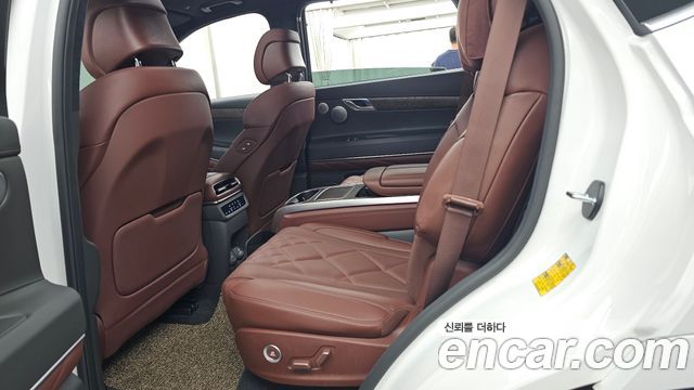 Genesis GV80 2.5T Gasoline AWD — photo 1 of 38