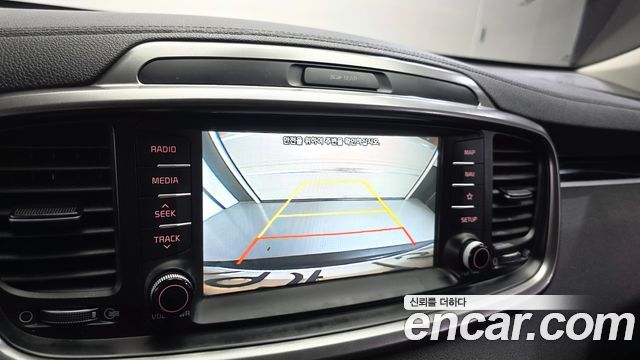 Kia Sorento Diesel 2.0 2WD — photo 1 of 30
