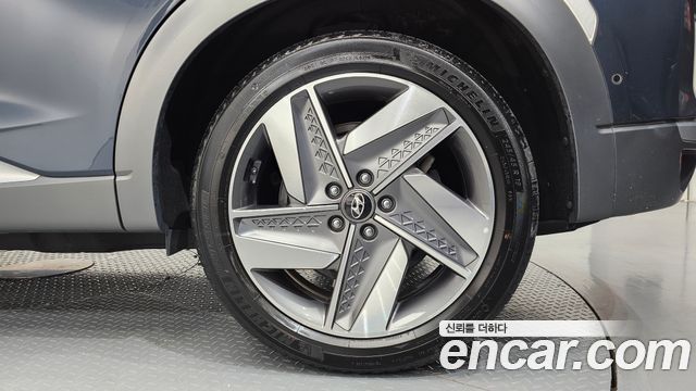 Hyundai Nexo Premium — photo 1 of 37