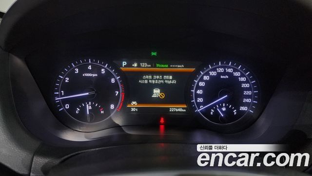Genesis G80 3.3 T-GDI AWD — photo 1 of 20