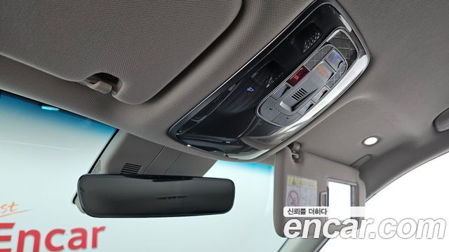 Genesis GV80 2.5T Gasoline AWD — photo 1 of 35
