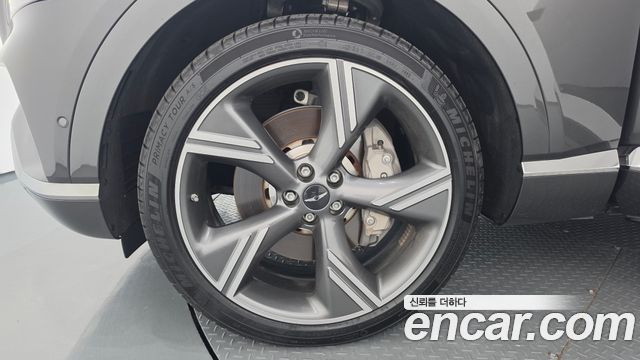 Genesis GV80 2.5T Gasoline AWD — photo 1 of 36