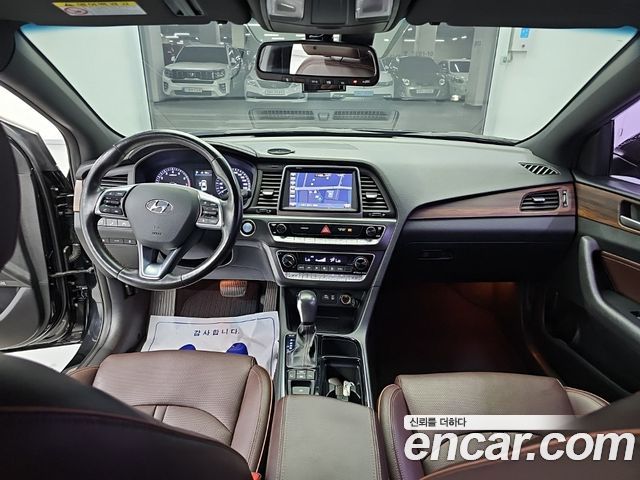 Hyundai Sonata 2.0 Premium Special — photo 1 of 19