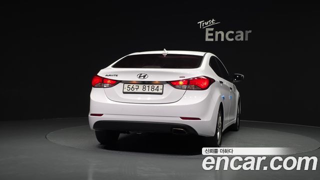 Hyundai AVANTE 1.6 GDi Modern — photo 1 of 20