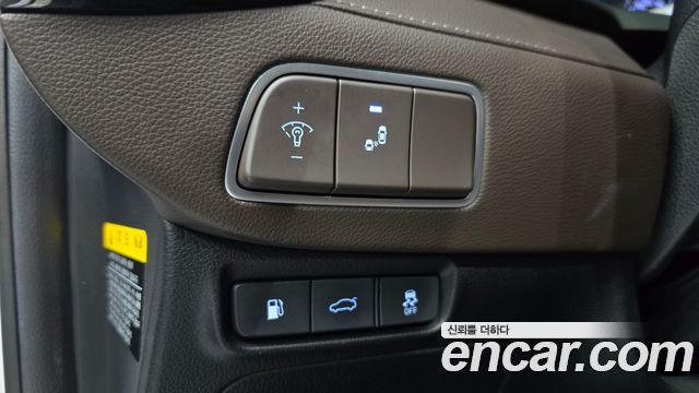 Hyundai Grandeur 2.4 Premium — photo 1 of 31