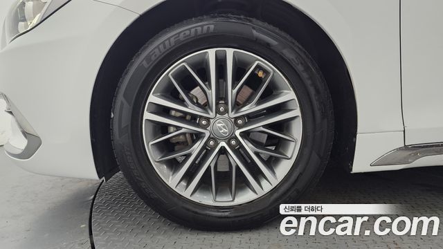 2018 Hyundai Grandeur 3.0 LPi Modern (Rental Car), photograph 10