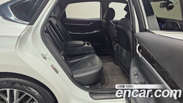 2018 Hyundai Grandeur 3.0 LPi Modern (Rental Car), photograph 11