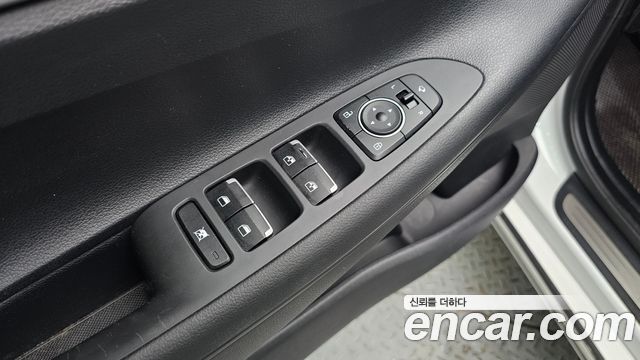 2018 Hyundai Grandeur 3.0 LPi Modern (Rental Car), photograph 8