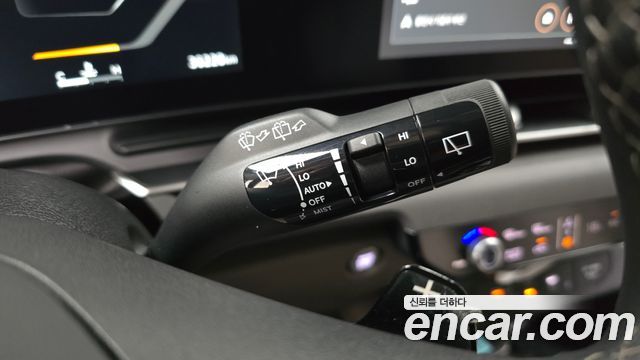 Kia Canival Diesel 9-Seater Noblesse — photo 1 of 33