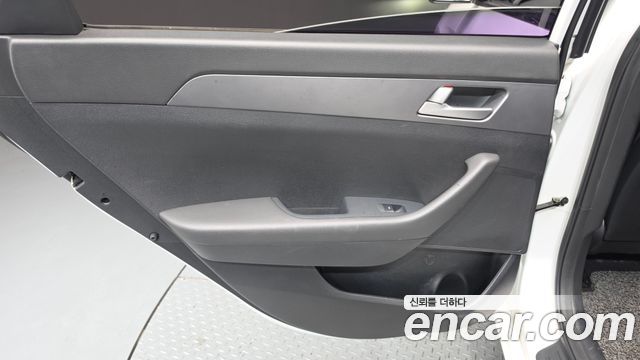 2015 Hyundai Sonata LPI Modern, photograph 11