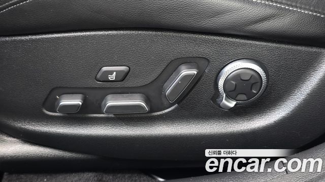 Genesis G80 Gasoline 2.5 Turbo AWD — photo 1 of 20