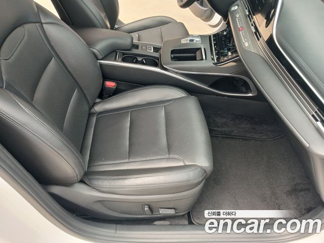 Hyundai Grandeur 2.5 — photo 1 of 16