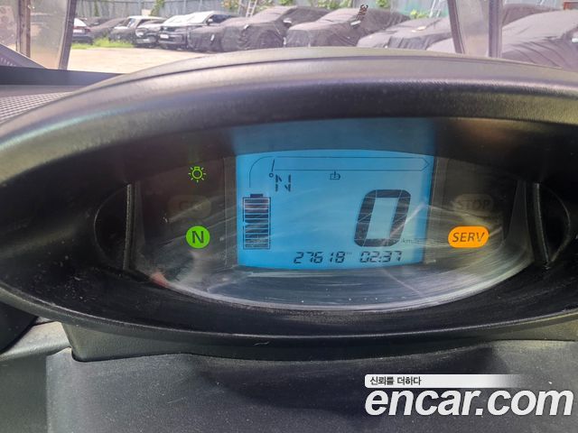 Renault-KoreaSamsung Twizy Intens(2-seater) — photo 1 of 20