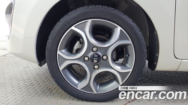 Kia morning Luxury — photo 1 of 35