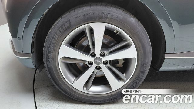Genesis GV80 2.5T Gasoline 2WD — photo 1 of 34