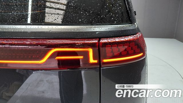 Kia Canival Diesel 9-Seater Noblesse — photo 1 of 33