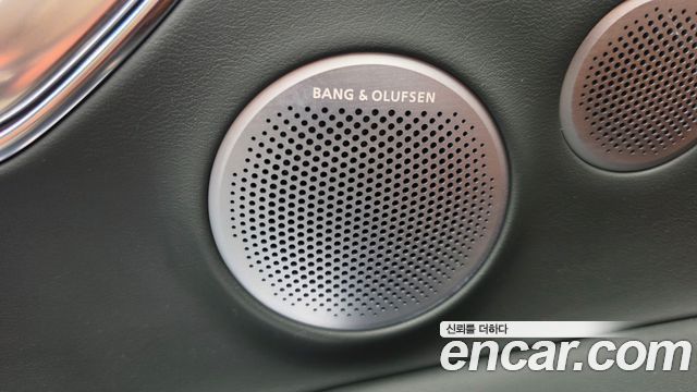 Genesis GV80 2.5T Gasoline AWD — photo 1 of 40