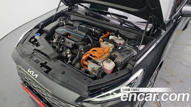 2021 Kia K8 Signature, photograph 2