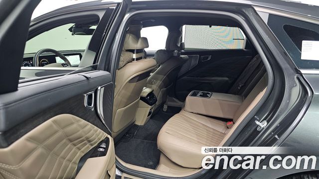 2021 Kia K8 Signature, photograph 4