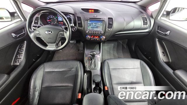 Kia K3 Prestige — photo 1 of 20