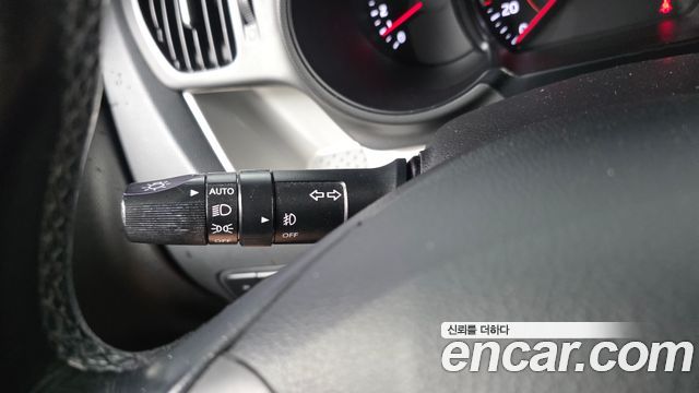 Kia RAY Luxury — photo 1 of 34