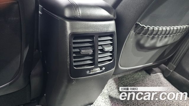 Kia K5 LPI Prestige — photo 1 of 32