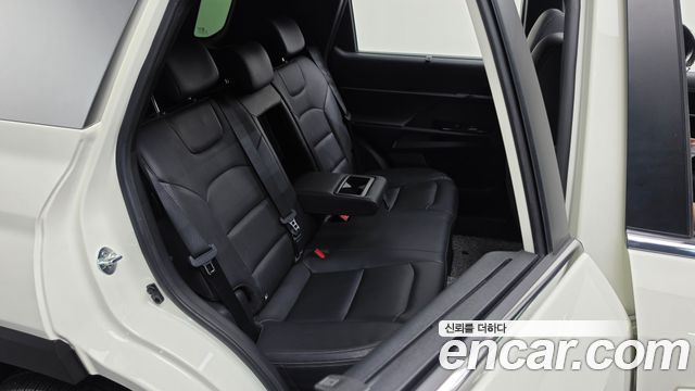 KG_Mobility_Ssangyong Torres Gasoline 1.5 2WD — photo 1 of 20