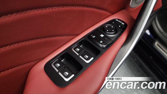 Kia Stinger 3.3 GT AWD Masters Turbo Package — photo 1 of 36
