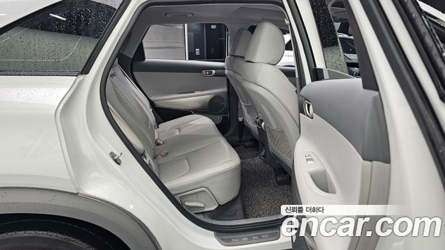 Hyundai Nexo Premium — photo 1 of 33